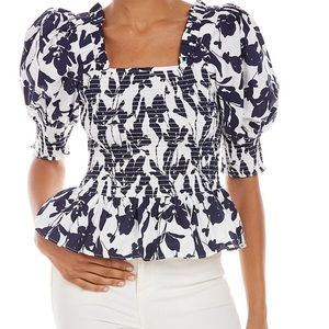 NWT Cece puff sleeve elastic bodice top